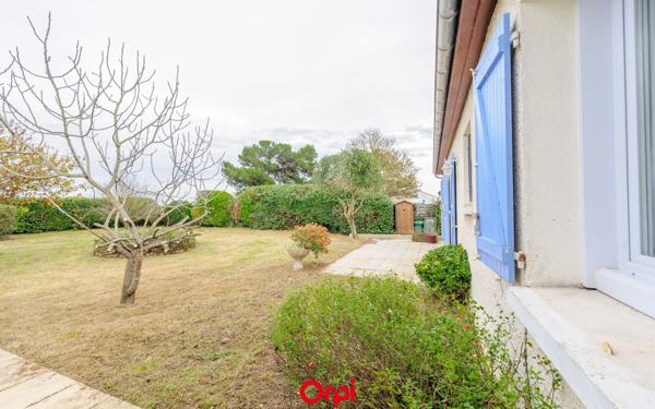 Maison à vendre    5 pièces •  L'Houmeau