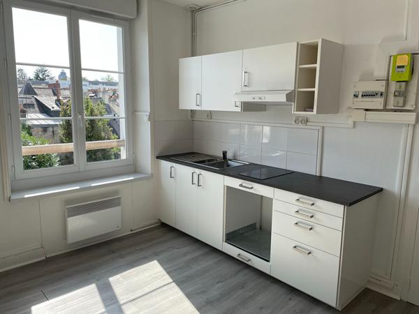 REZE - Appartement 4 pièces - 61.68 m2
