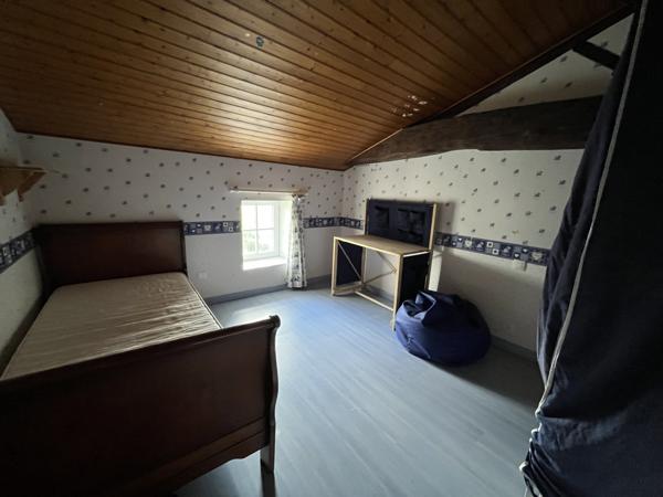 Louzy (79100) REF 95420 Proche Thouars Belle Fermette de 131 m2 sur terrain de 1210 m2