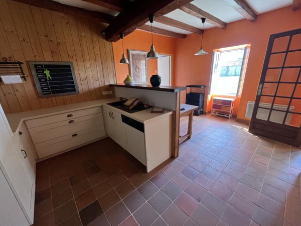 Louzy (79100) REF 95420 Proche Thouars Belle Fermette de 131 m2 sur terrain de 1210 m2