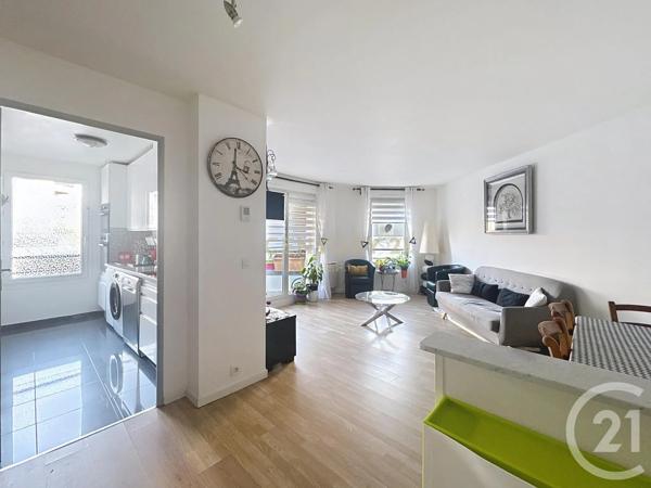 Appartement F3 à vendre  3 pièces - 59,15 m 2   NOISY LE GRAND  - 93