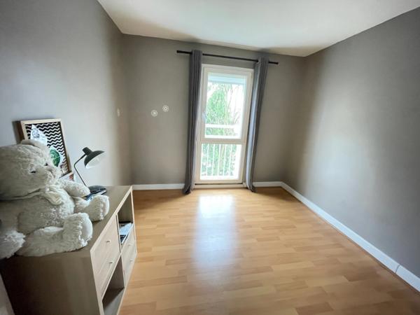 Appartement sans vis-à-vis à vendre 3 pièces FRESNES (94)