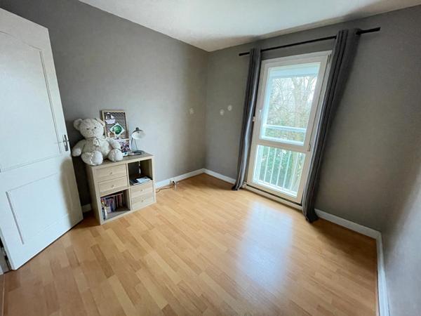 Appartement sans vis-à-vis à vendre 3 pièces FRESNES (94)