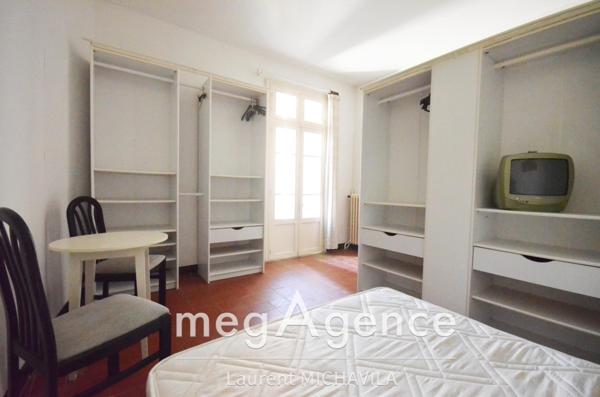 Maison à VILLENEUVE-LES-BEZIERS, 34420 - 14 pièces 247m²