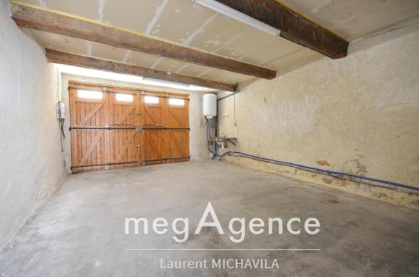 Maison à VILLENEUVE-LES-BEZIERS, 34420 - 14 pièces 247m²