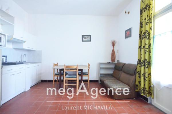 Maison à VILLENEUVE-LES-BEZIERS, 34420 - 14 pièces 247m²