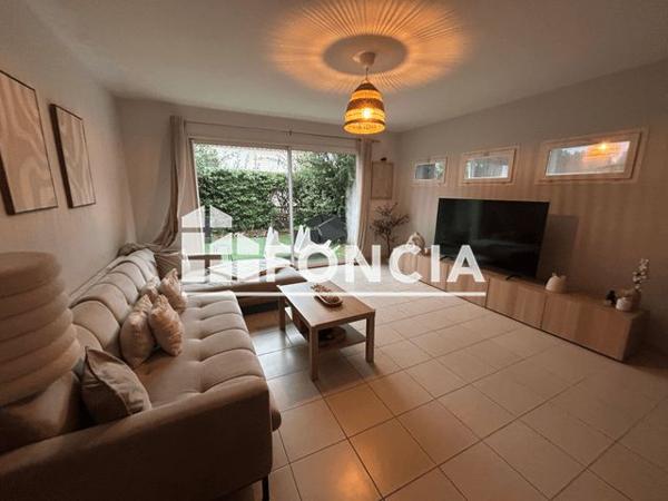 Location Appartement 3 pièces 87.26 m² - CHEMIN DE LA DIANE Rochefort Du Gard 30650