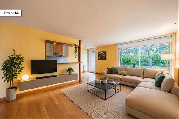 Vente
                Appartement87,4 m² - 4 Pièces -
                    NANTES (44300)