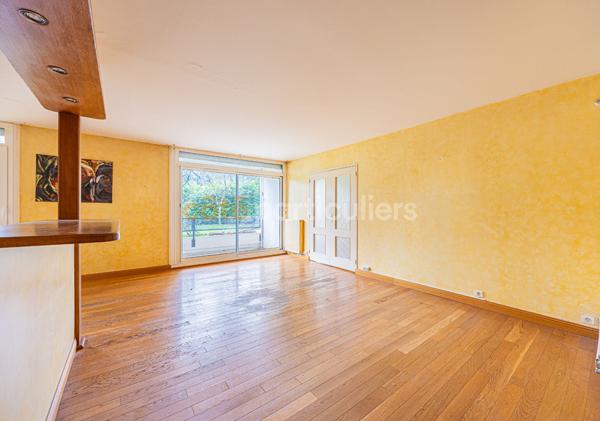 Vente
                Appartement87,4 m² - 4 Pièces -
                    NANTES (44300)
