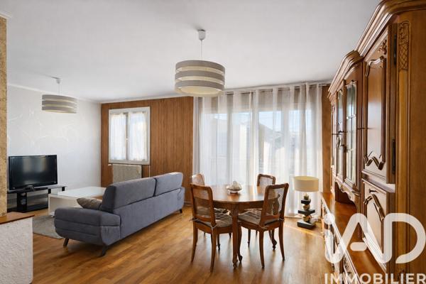 Maison à vendre 7 pièces 150 m² Meyzieu