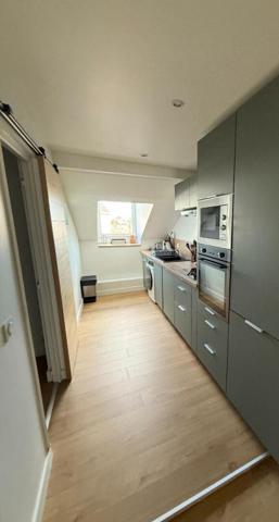 APPARTEMENT T3 EN DUPLEX de 70 M² (87,12 M² au sol), entièrement rénové. Quartier Saint-Patern VANNES