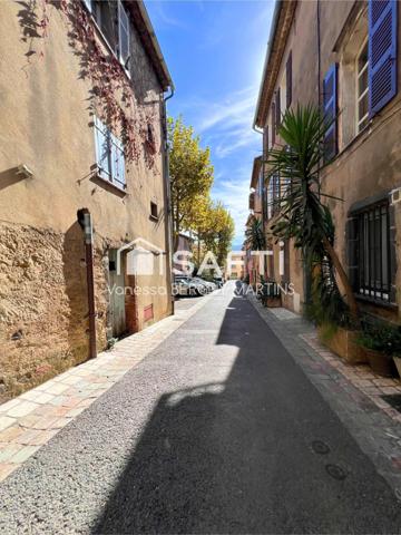 Appartement rénové – 2 pièces – 50 m² – cœur de village de Cogolin