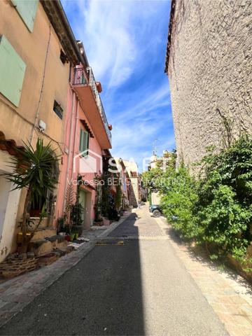 Appartement rénové – 2 pièces – 50 m² – cœur de village de Cogolin