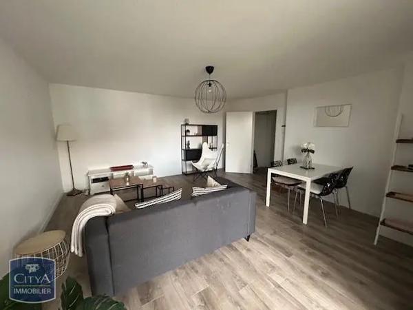 Appartement à louer 3 pièces 63.15m² Clermont-Ferrand (63000)
