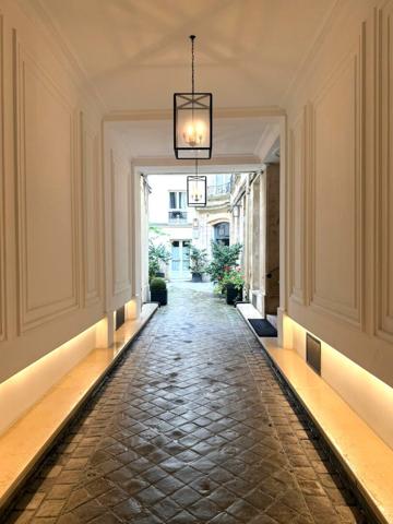 PARIS - Marché Saint-Honoré- Élégant appartement de 49,11 m2 rénové , Paris