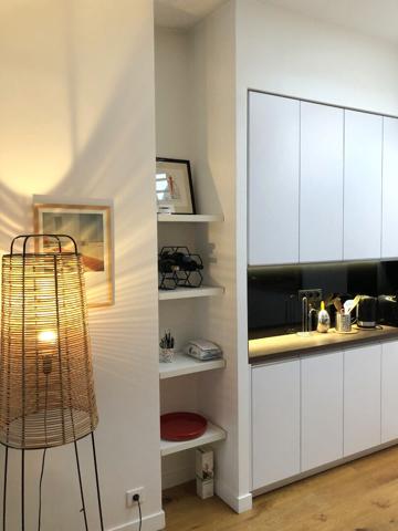PARIS - Marché Saint-Honoré- Élégant appartement de 49,11 m2 rénové , Paris