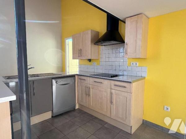 Appartement à vendre à Sainte Savine (10300), Aube. Dans bel immeuble bien situé, au 1er étage ...