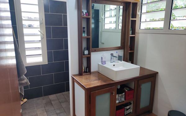 Maison à vendre    4 pièces •  Saint-Louis