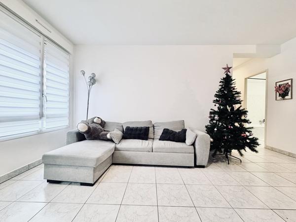 Appartement 2 pièces (50m²) + son parking privé à KANFEN - investissement locatif