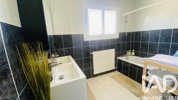 Maison à vendre 8 pièces 159 m² Gien