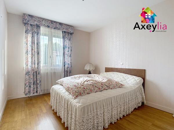 Roanne (42300) A VENDRE - ROANNE - MAISON AVEC 4 CHAMBRES, GARAGE ET TERRAIN