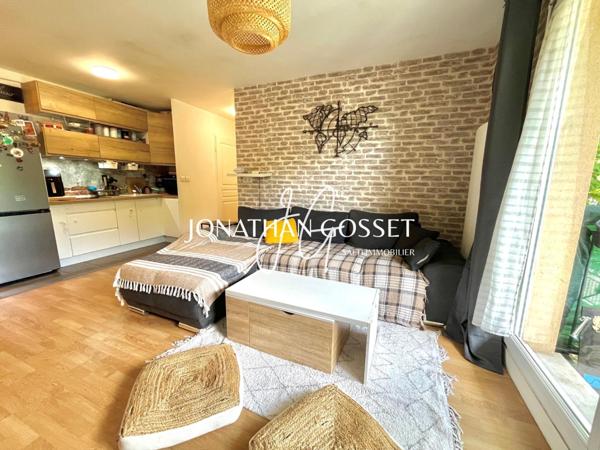 Poissy: Appartement 2 pcs-1ch-42m2 avec balcon