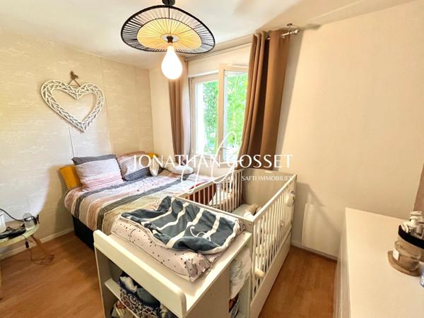 Poissy: Appartement 2 pcs-1ch-42m2 avec balcon