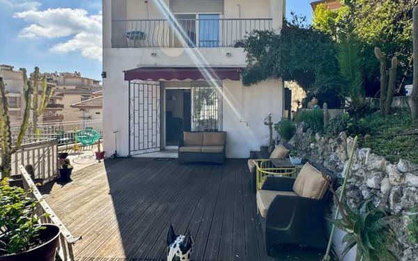 Maison à vendre    4 pièces • 160 m2 Nice
