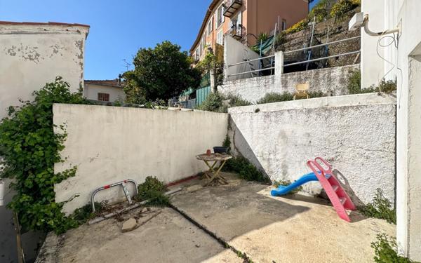 Maison à vendre    4 pièces • 160 m2 Nice