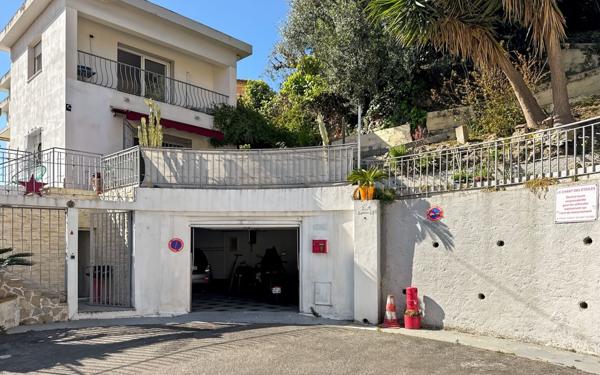 Maison à vendre    4 pièces • 160 m2 Nice