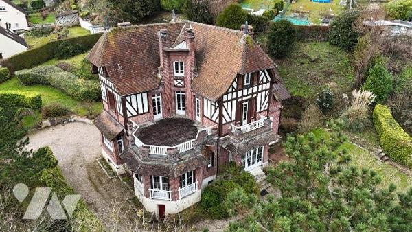 MAISON DE CARACTERE - ROUXMESNIL-BOUTEILLES