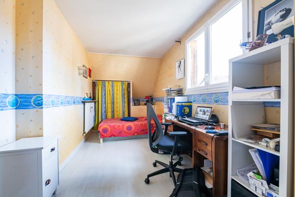 Chilly-Mazarin (91380) À vendre – Chilly-Mazarin Bas – Maison individuelle 145 m² – 5 chambres – Sous-sol total – Jardin