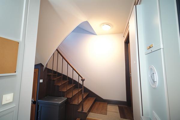 75020 - PARIS - PÈRE LACHAISE - STUDIO 15M2 DERNIER ÉTAGE