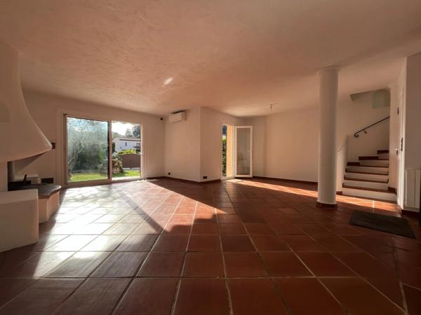 AURIBEAU SUR SIAGNE MAISON 4P 109 M2 GARAGE JARDIN 500 M2