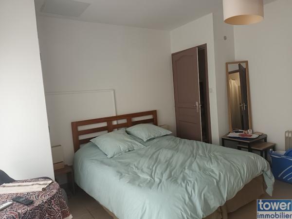 VILLA 4 CHAMBRES GARAGE PISCINE JARDIN