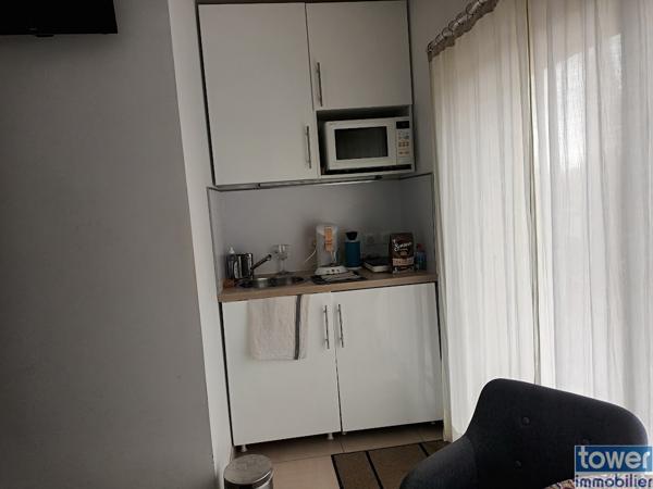 VILLA 4 CHAMBRES GARAGE PISCINE JARDIN