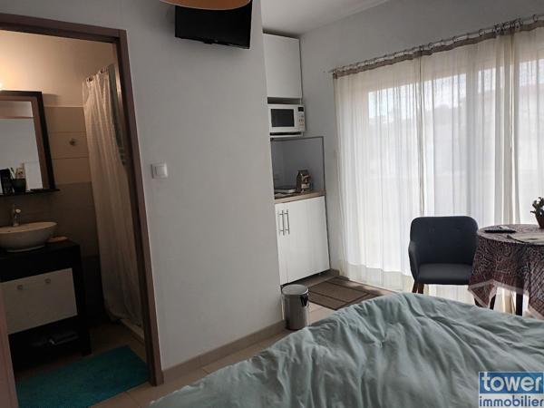 VILLA 4 CHAMBRES GARAGE PISCINE JARDIN