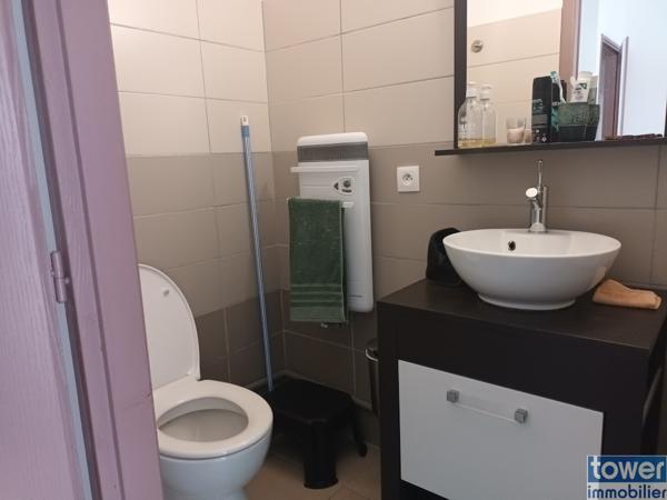 VILLA 4 CHAMBRES GARAGE PISCINE JARDIN