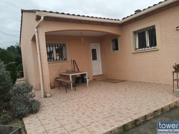 VILLA 4 CHAMBRES GARAGE PISCINE JARDIN