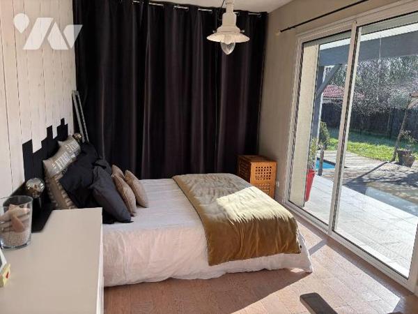 A VENDRE, Gironde, proche Bordeaux, BLANQUEFORT proche du centre et commodités, Belle maison d'...