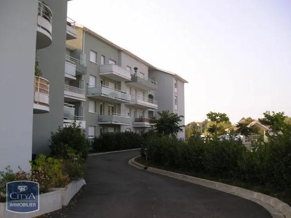 Appartement à louer 2 pièces 47.07m²