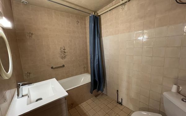 Maison à vendre    5 pièces • 177,74 m2 Pressignac