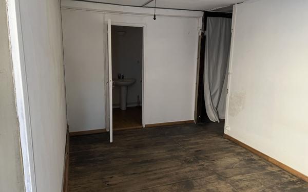 Maison à vendre    5 pièces • 177,74 m2 Pressignac