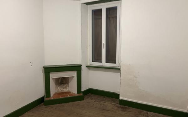 Maison à vendre    5 pièces • 177,74 m2 Pressignac