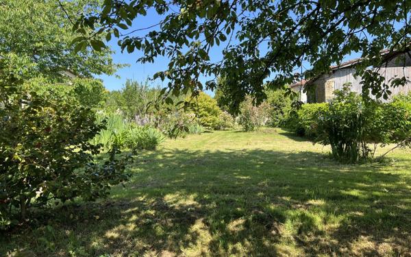 Maison à vendre    5 pièces • 177,74 m2 Pressignac