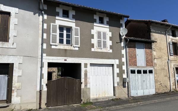 Maison à vendre    5 pièces • 177,74 m2 Pressignac