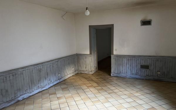 Maison à vendre    5 pièces • 177,74 m2 Pressignac