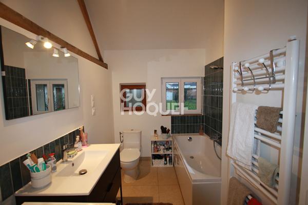 Maison 100m² meublée - La Ferte Saint Aubin - Double garage - JARDIN