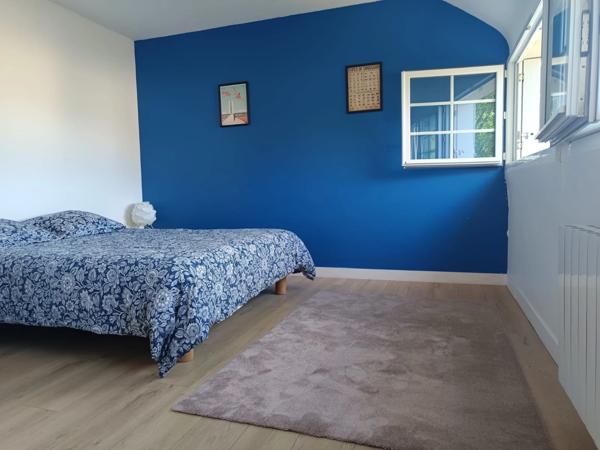 "CROZON LE FRET – Élégante maison traditionnelle avec vue dégagée sur le port"