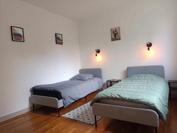 "CROZON LE FRET – Élégante maison traditionnelle avec vue dégagée sur le port"